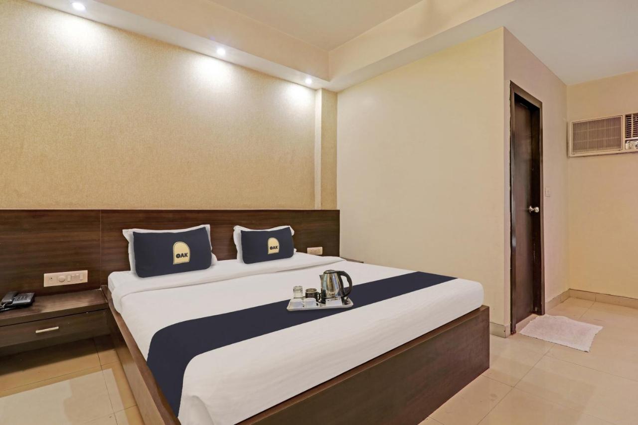 Townhouse Oak Hotel Shelter Lucknow Eksteriør bilde
