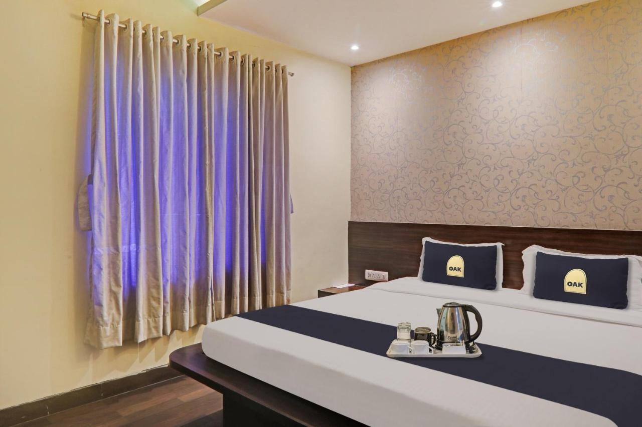 Townhouse Oak Hotel Shelter Lucknow Eksteriør bilde