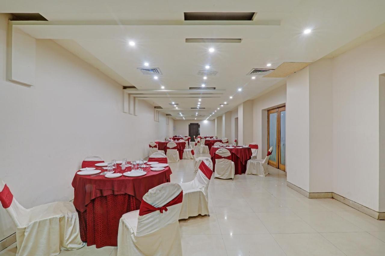Townhouse Oak Hotel Shelter Lucknow Eksteriør bilde