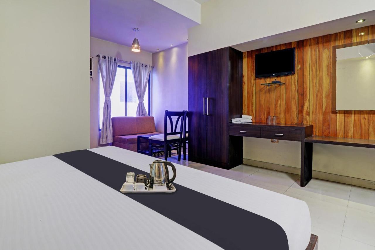Townhouse Oak Hotel Shelter Lucknow Eksteriør bilde